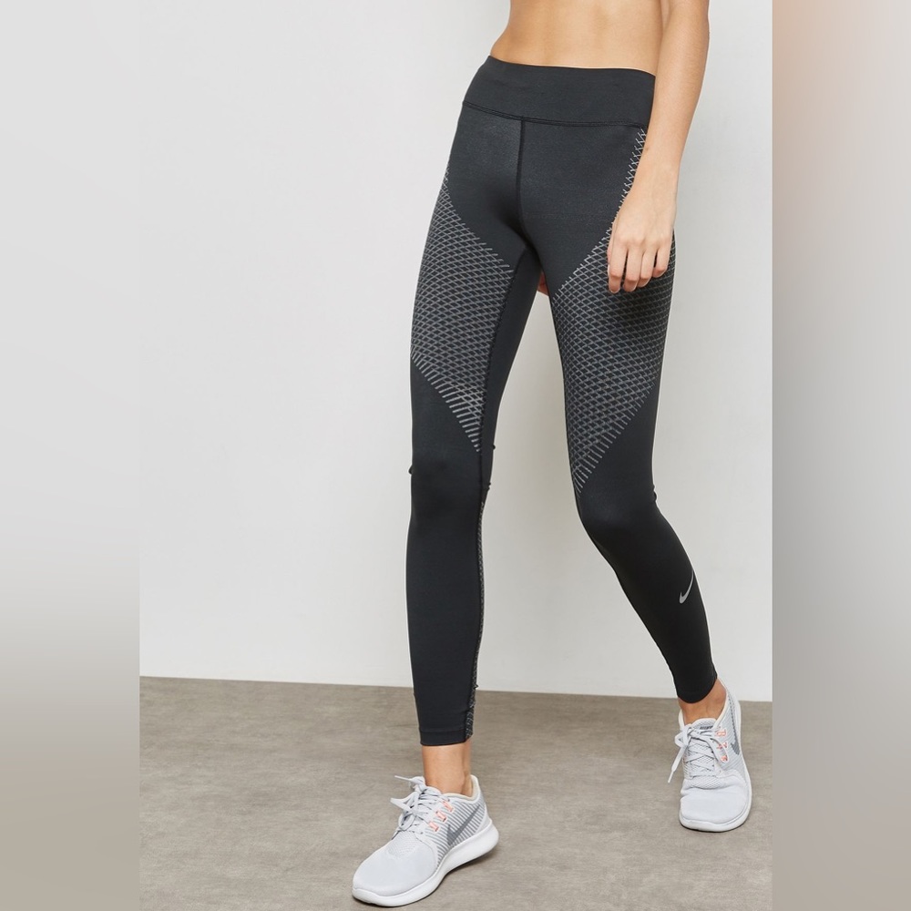 Nike Zonal Strength Leggings